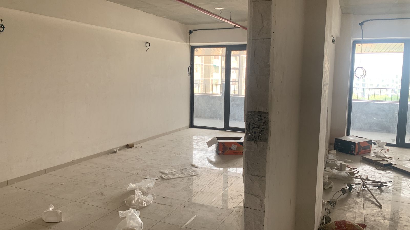 Office 2700 Sq. Ft. Commercial Office for Rent in Gota Ahmedabad - Media 3