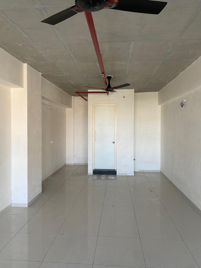 Office 2700 Sq. Ft. Commercial Office for Rent in Gota Ahmedabad - Media 5