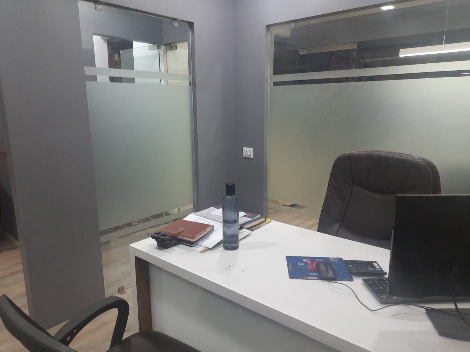 Office 735 Sq. Ft. Commercial Office for Sale in Sg Highway Ahmedabad - Media 6