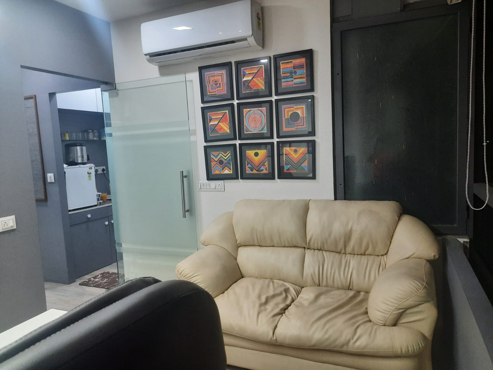Office 735 Sq. Ft. Commercial Office for Sale in Sg Highway Ahmedabad - Media 10