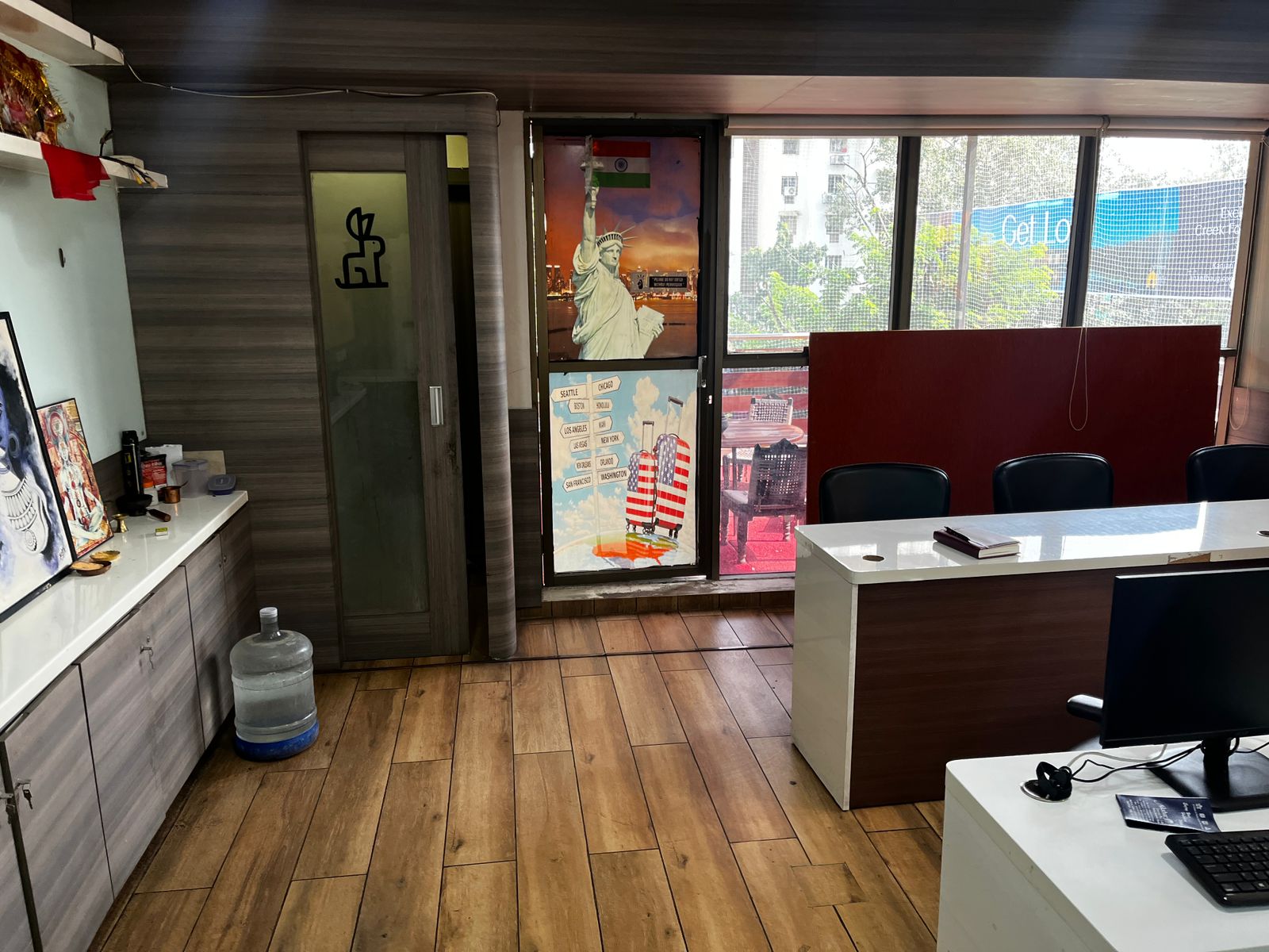 Office 919 Sq. Ft. Commercial Office for Sale in Vijay Cross Road Ahmedabad - Media 10