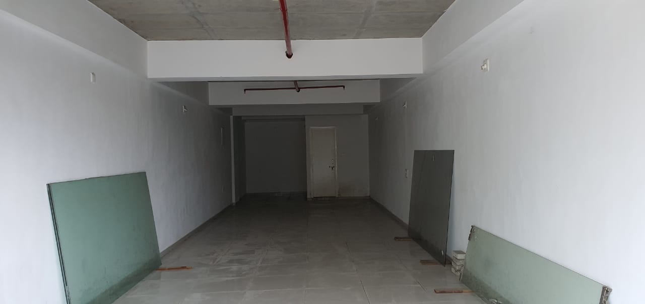 Showroom 1172 Sq. Ft. Showroom Ground Floor for Rent in Ambli Road Ahmedabad