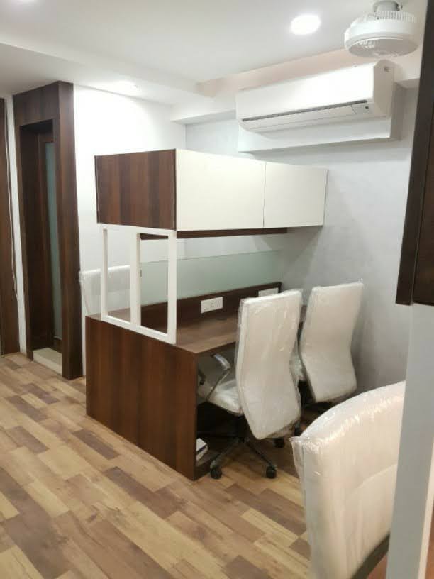 Office 585 Sq. Ft. Commercial Office for Rent in Sg Highway Ahmedabad - Media 3