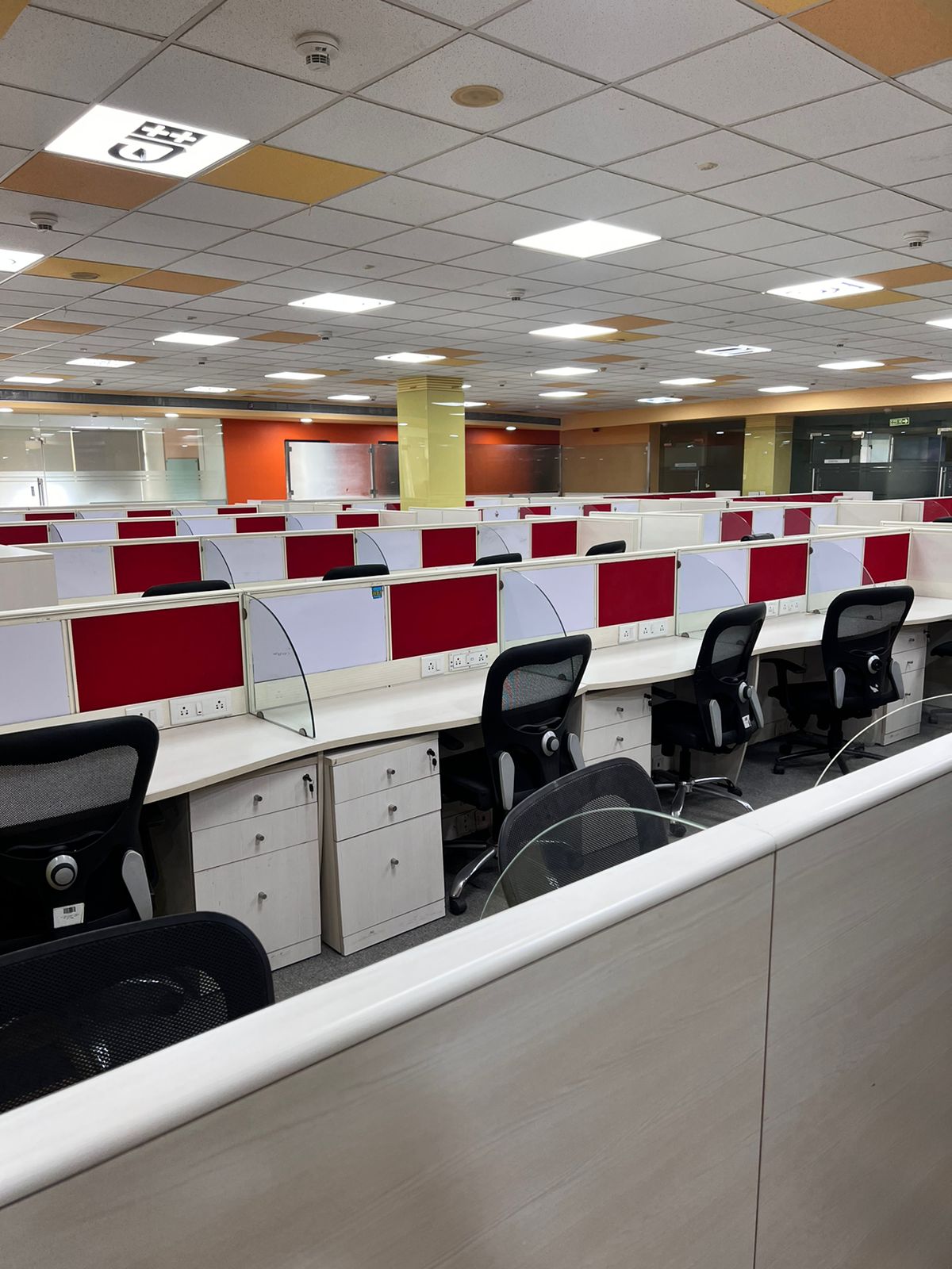 Office 41000 Sq. Ft. Commercial Office for Rent in Thaltej Ahmedabad - Media 4