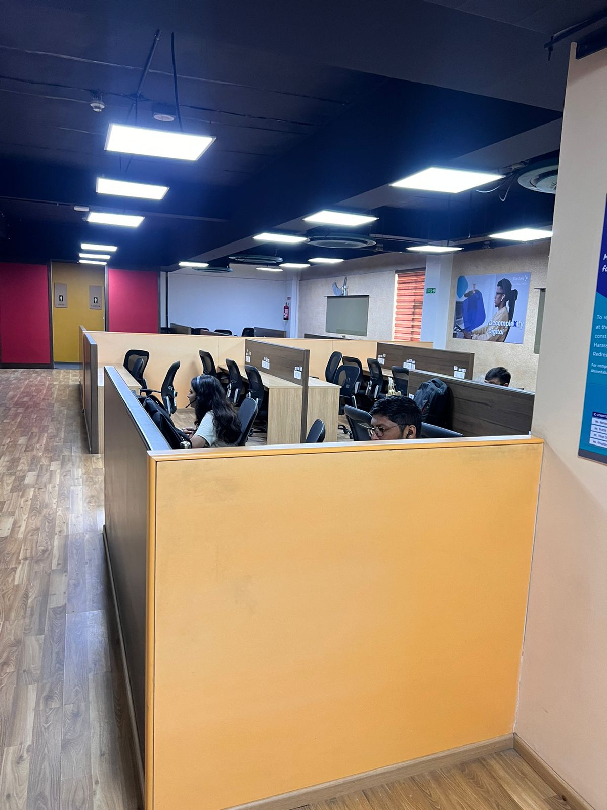 Office 41000 Sq. Ft. Commercial Office for Rent in Thaltej Ahmedabad - Media 14