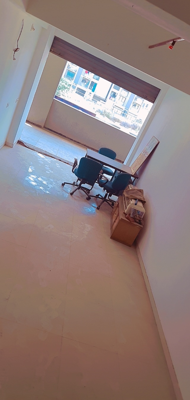 Office 550 Sq. Ft. Commercial Office for Rent in Gota Ahmedabad - Media 1