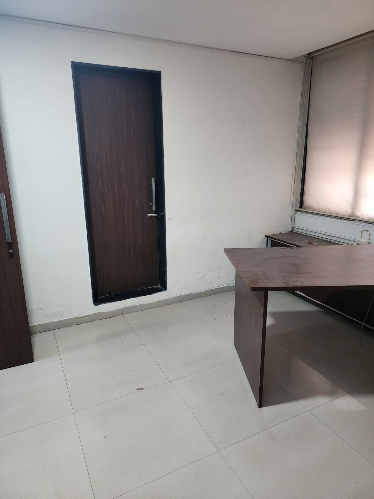 Office 1231 Sq. Ft. Commercial Office for Rent in Science City Ahmedabad - Media 4