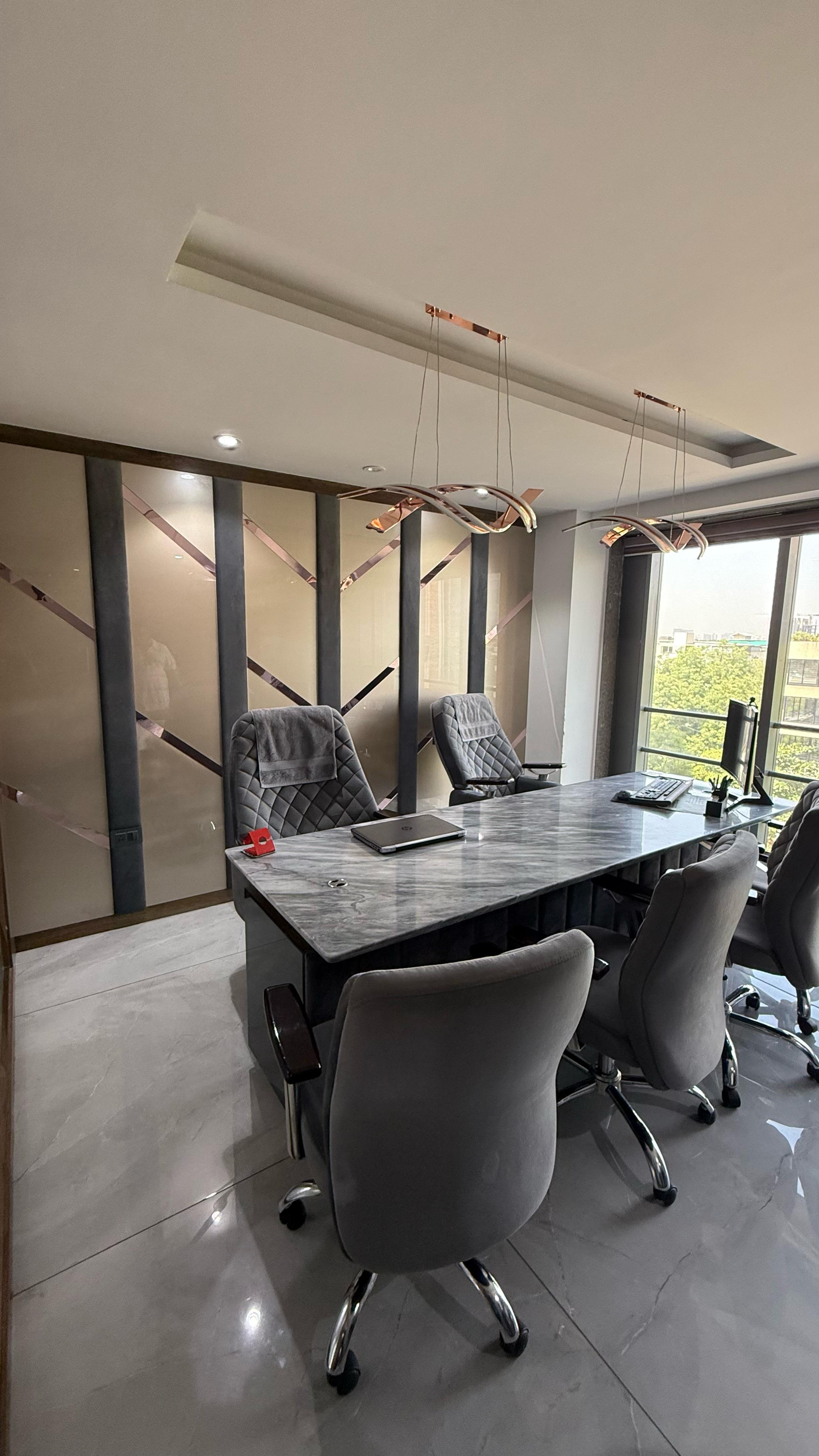 Office 1296 Sq. Ft. Commercial Office for Rent in Sg Highway Ahmedabad - Media 4