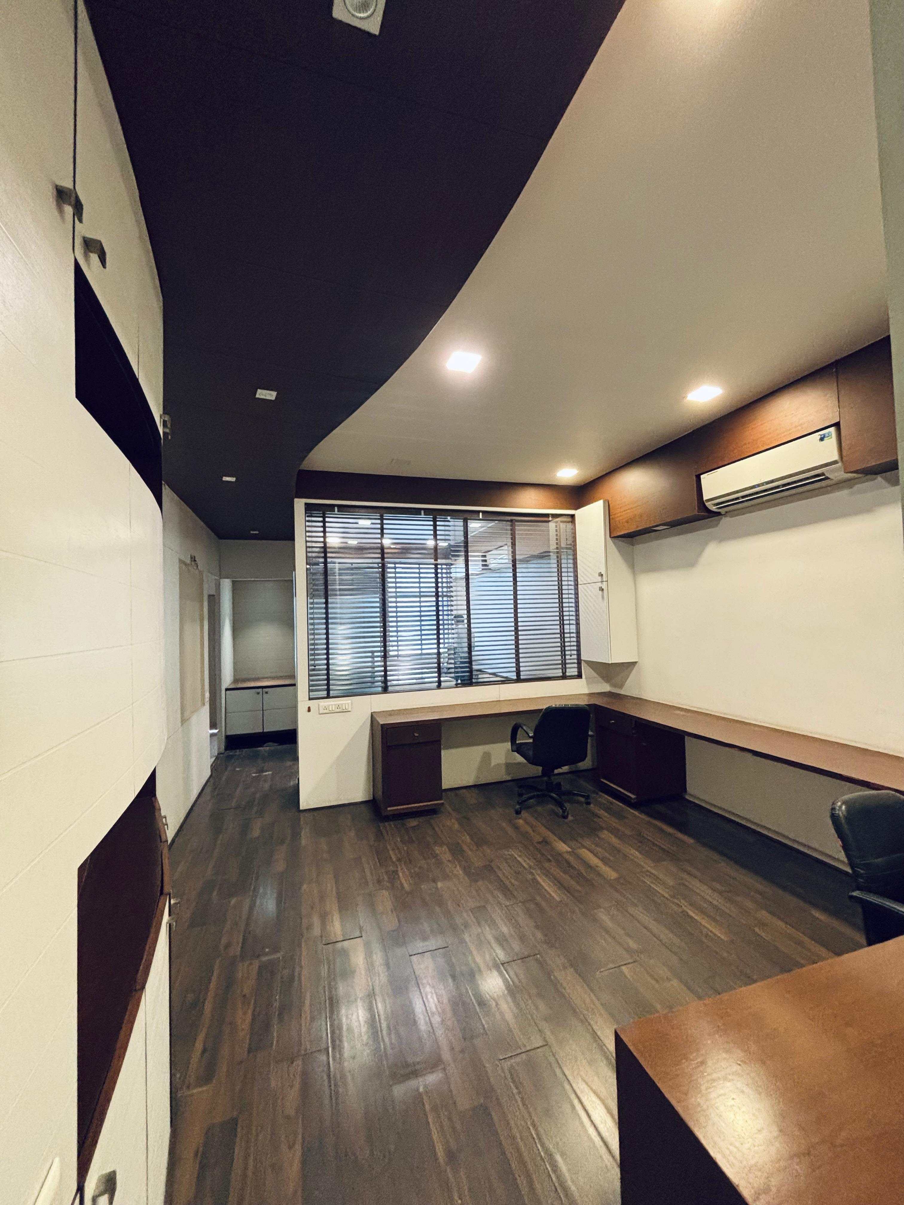 Office 930 Sq. Ft. Commercial Office for Rent in Sola Ahmedabad - Media 8