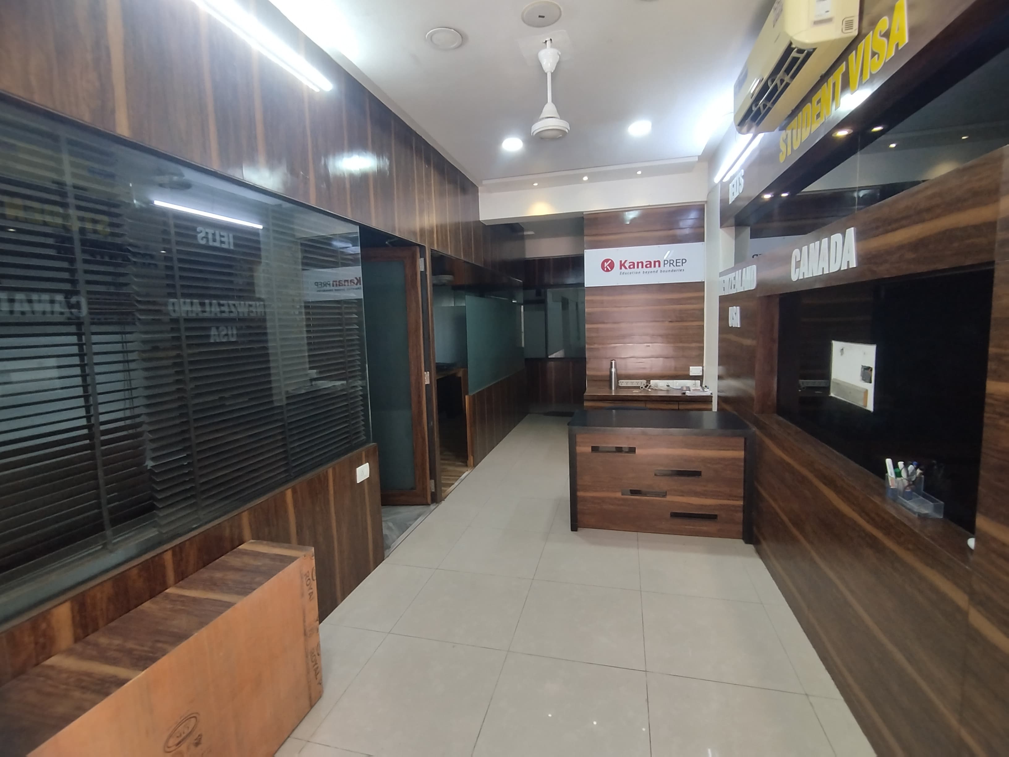 Office 1639 Sq. Ft. Commercial Office for Rent in Prahladnagar Ahmedabad - Media 2