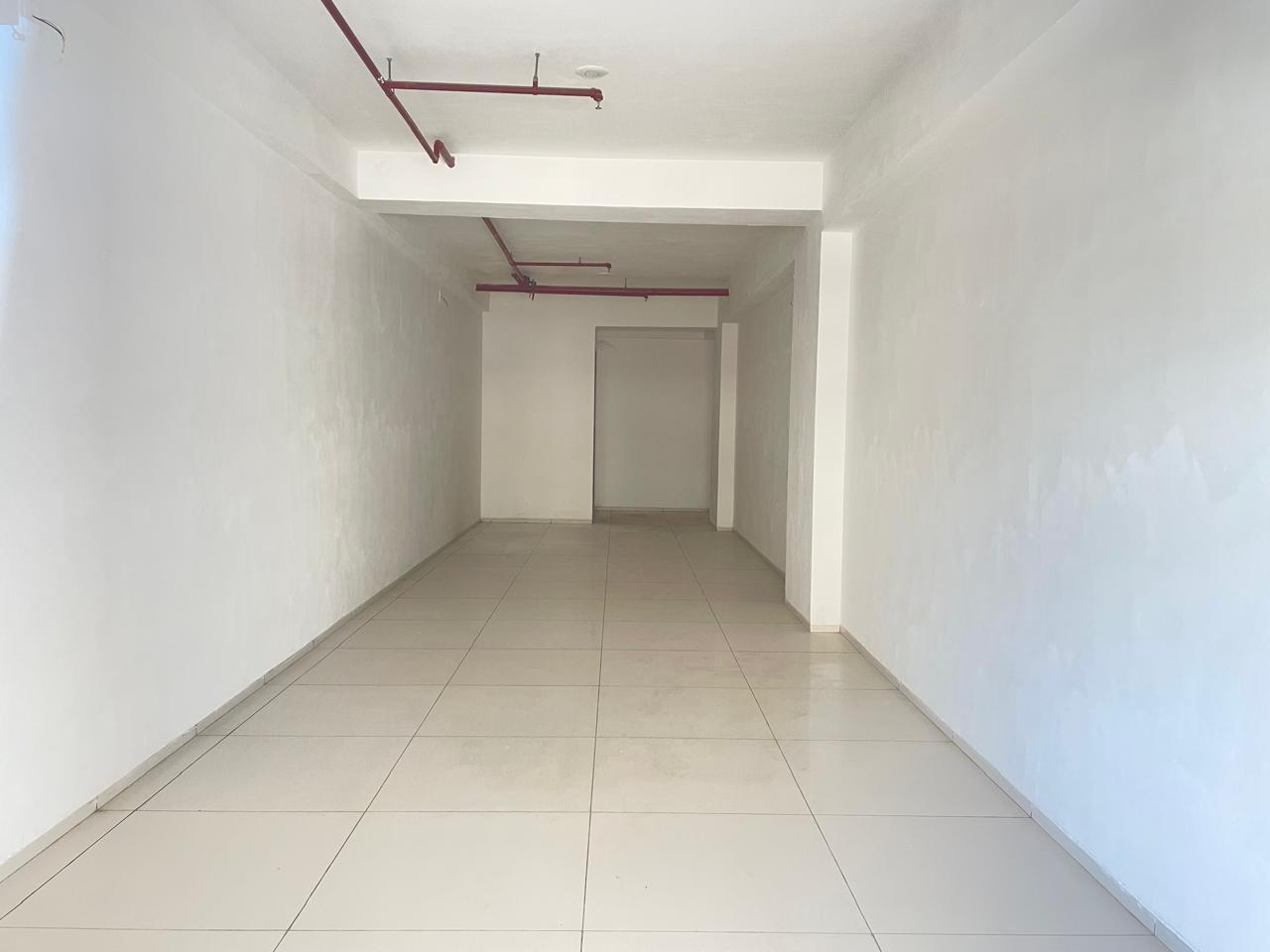 Showroom 960 Sq. Ft. Showroom First Floor for Rent in Gota Ahmedabad - Media 4