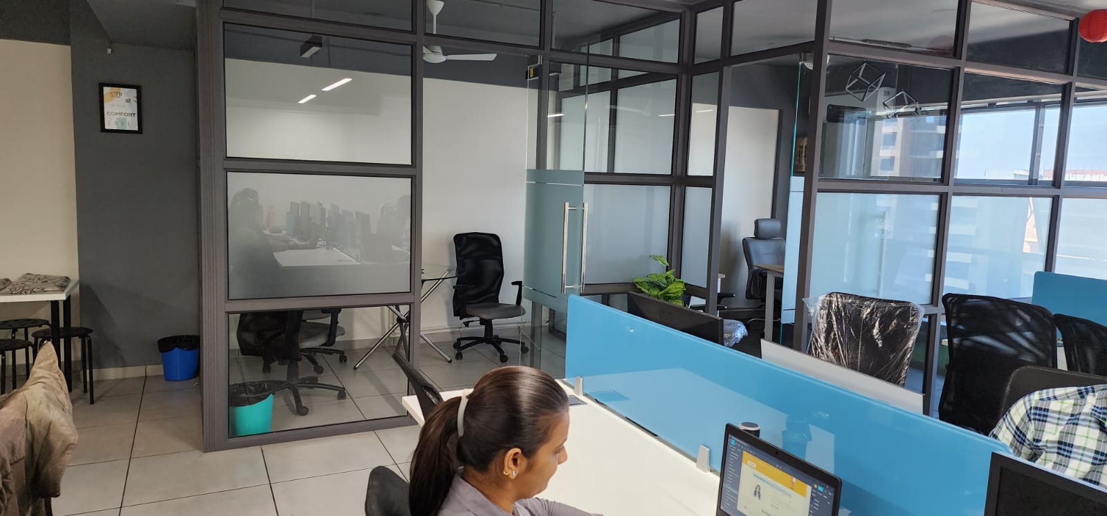 Office 2222 Sq. Ft. Commercial Office for Rent in Science City Ahmedabad - Media 2