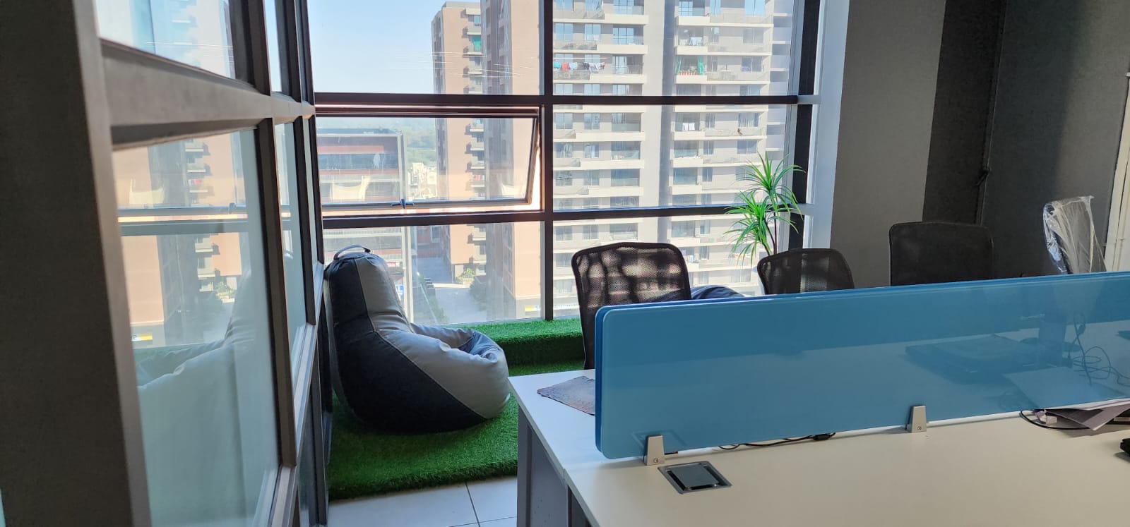 Office 2222 Sq. Ft. Commercial Office for Rent in Science City Ahmedabad - Media 4