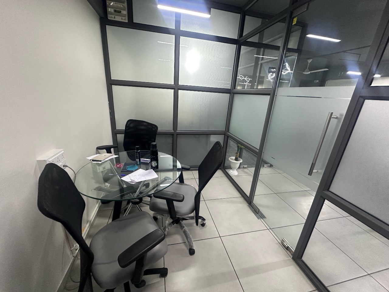 Office 2222 Sq. Ft. Commercial Office for Rent in Science City Ahmedabad - Media 12