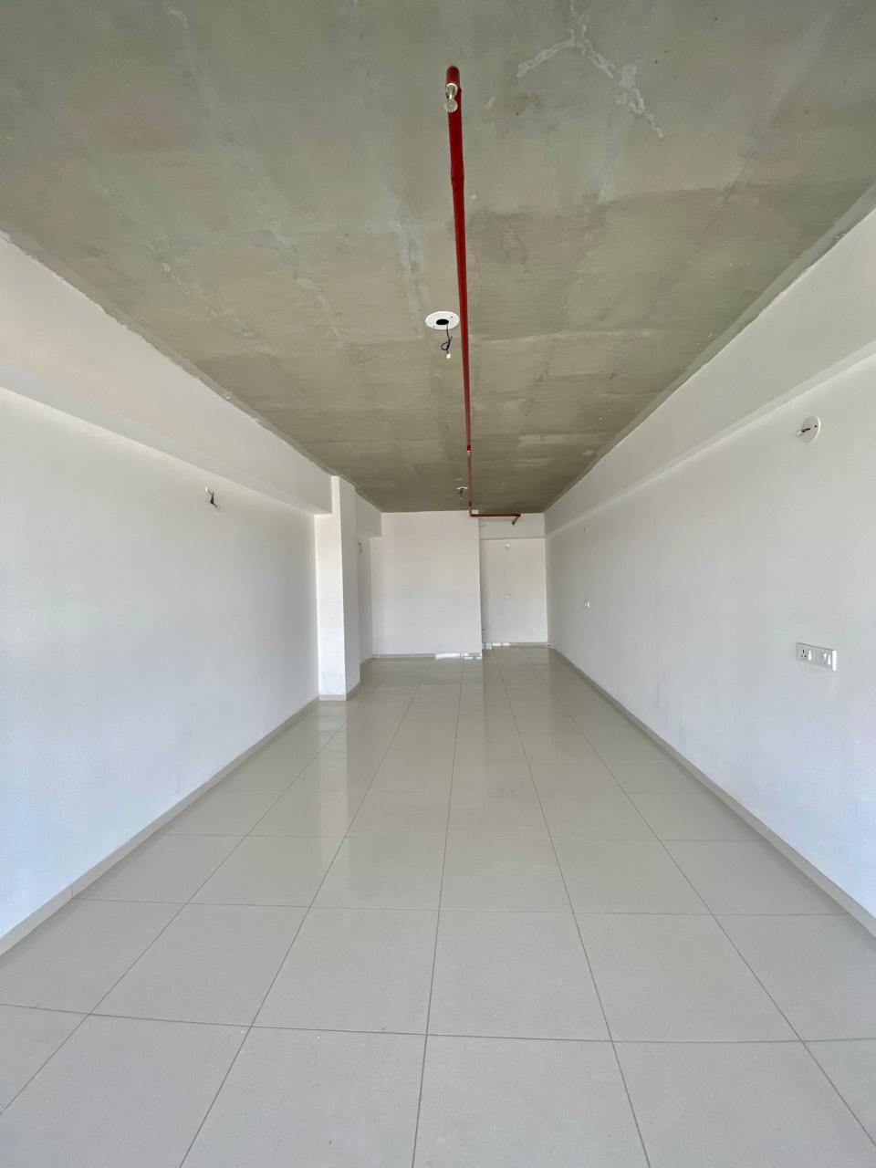 Office 723 Sq. Ft. Commercial Office for Rent in Gota Ahmedabad - Media 6