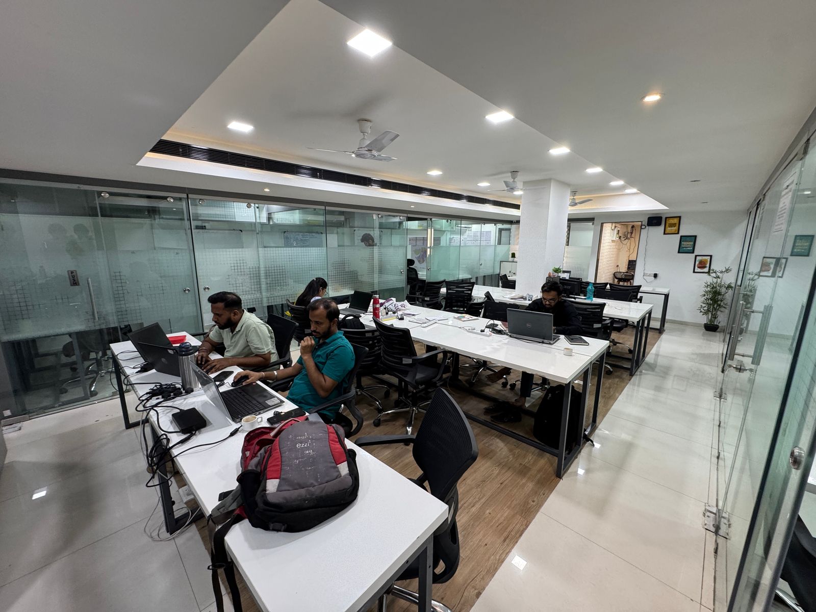 Office 2280 Sq. Ft. Commercial Office for Sale in Satellite Ahmedabad - Media 12