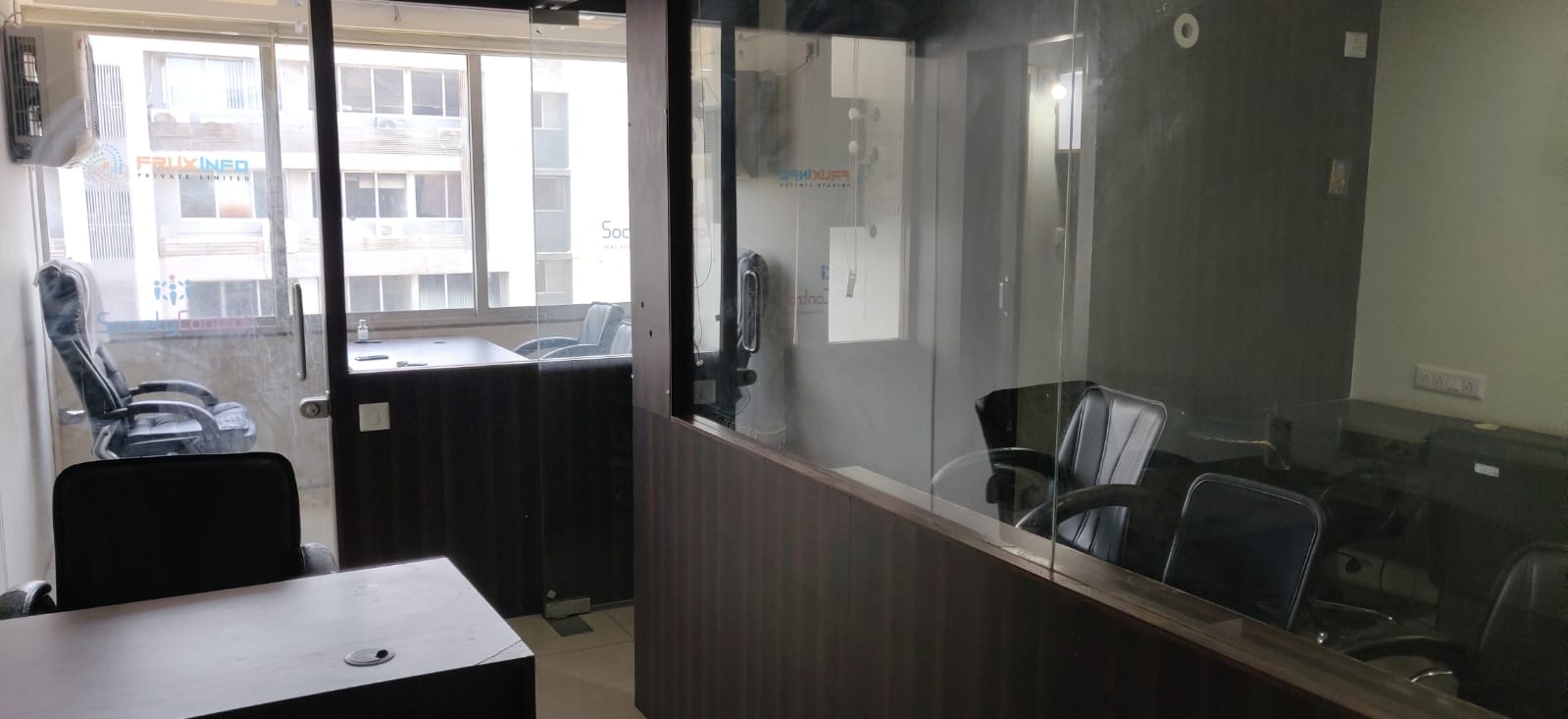 Office 558 Sq. Ft. Commercial Office for Rent in Prahladnagar Ahmedabad - Media 3