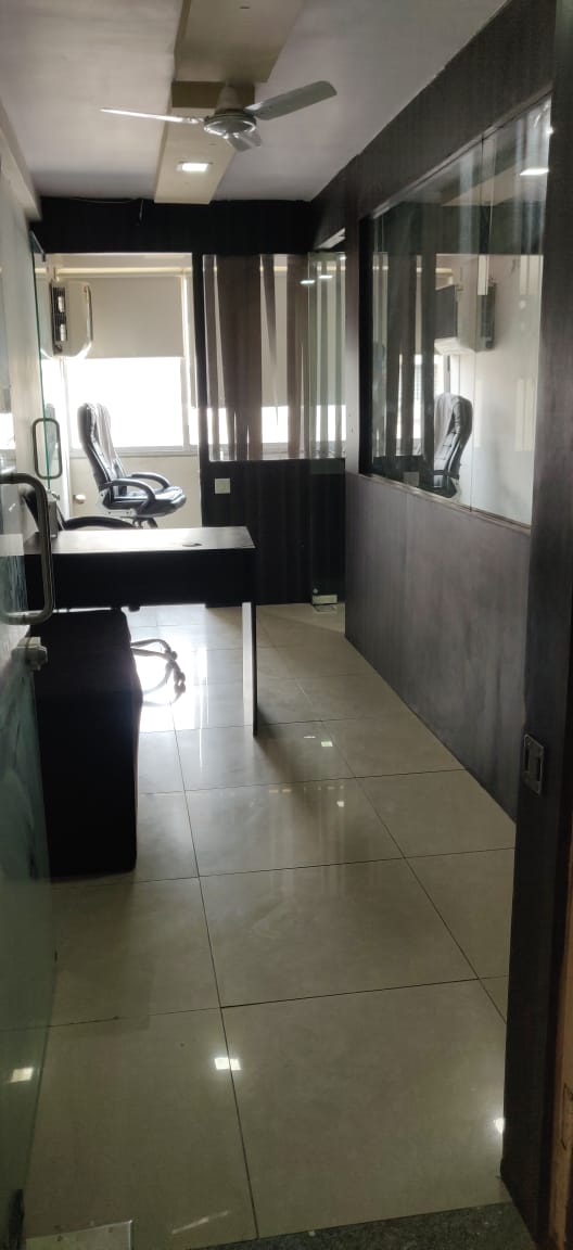 Office 558 Sq. Ft. Commercial Office for Rent in Prahladnagar Ahmedabad - Media 5