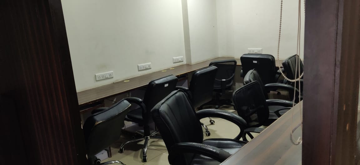 Office 558 Sq. Ft. Commercial Office for Rent in Prahladnagar Ahmedabad - Media 8