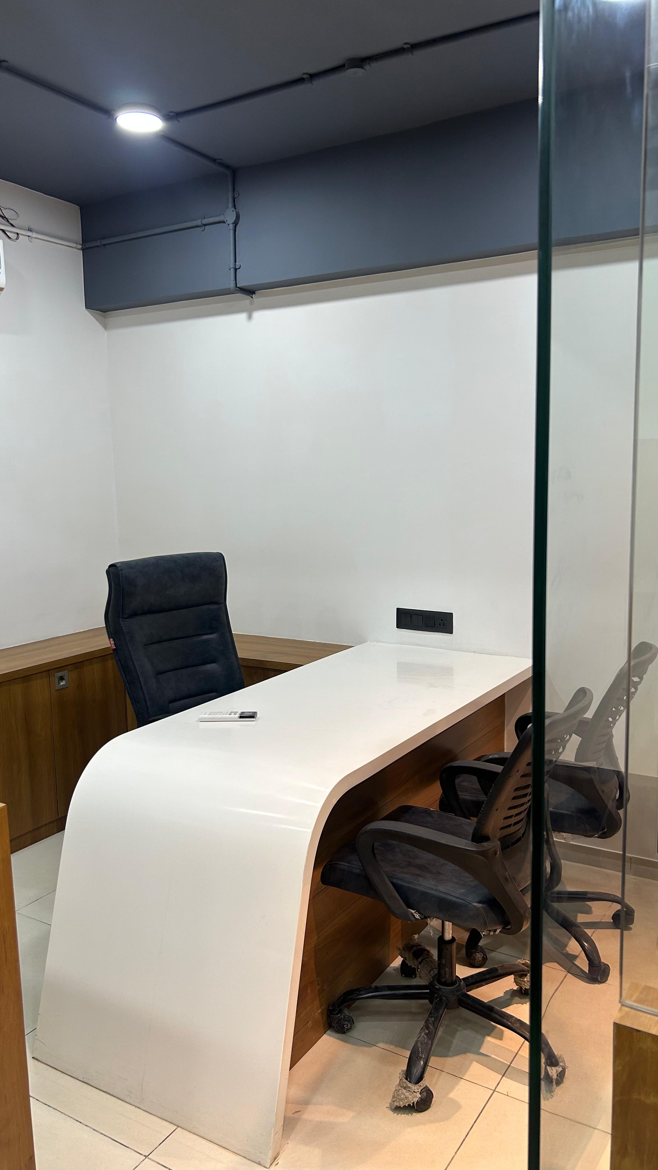 Office 1133 Sq. Ft. Commercial Office for Rent in Science City Ahmedabad - Media 4