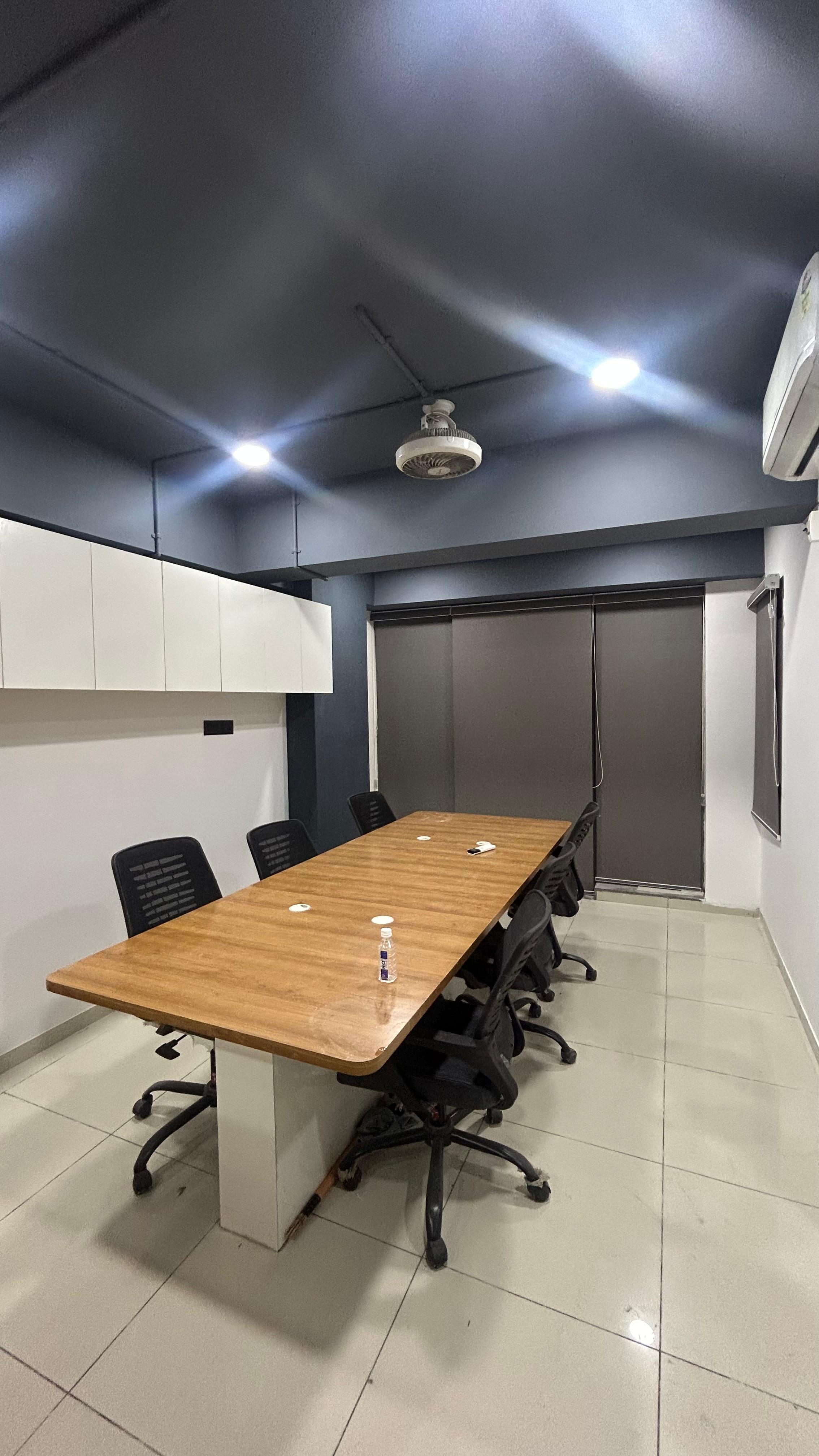Office 1133 Sq. Ft. Commercial Office for Rent in Science City Ahmedabad - Media 8