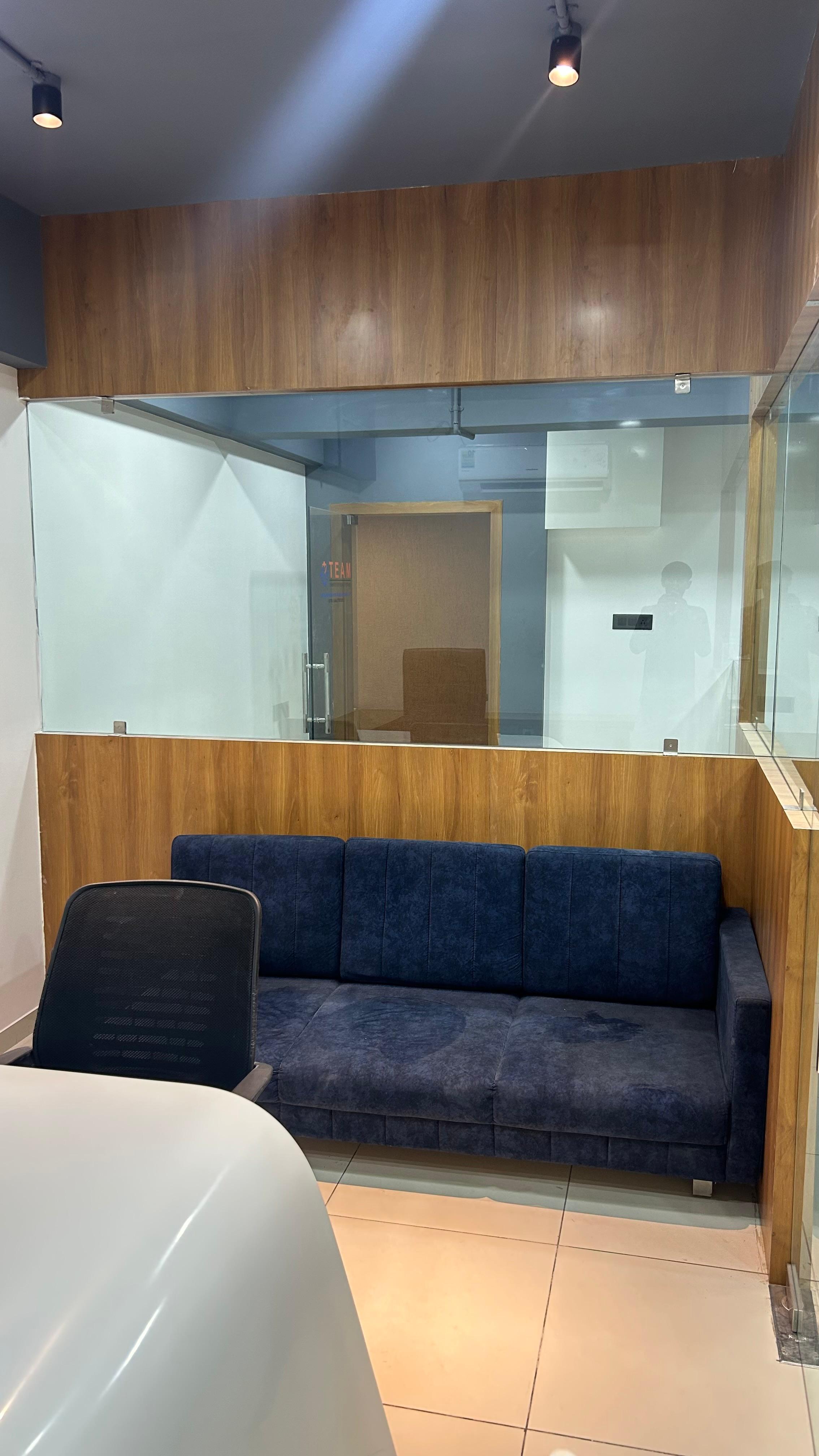 Office 1133 Sq. Ft. Commercial Office for Rent in Science City Ahmedabad - Media 9