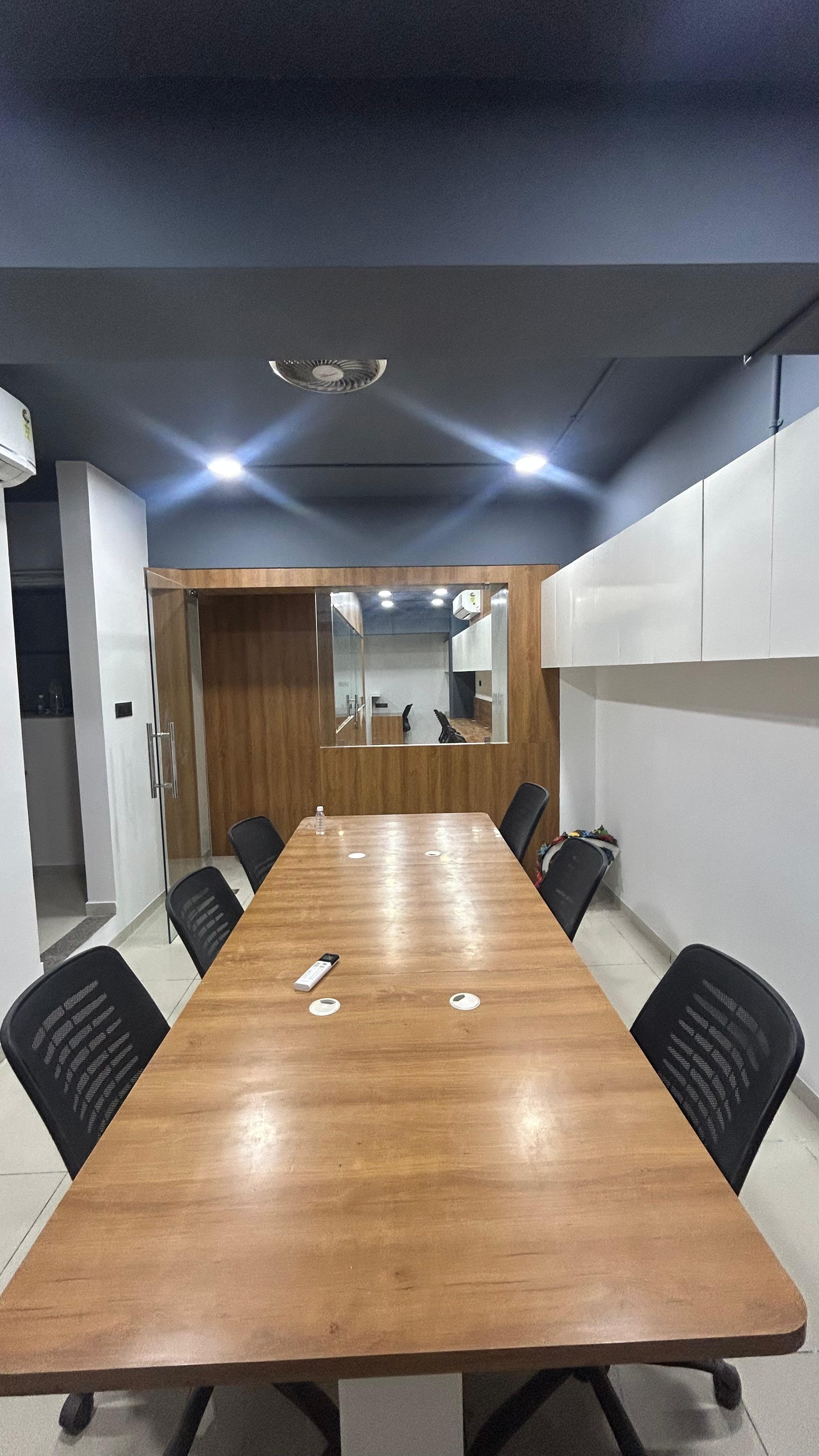 Office 1133 Sq. Ft. Commercial Office for Rent in Science City Ahmedabad - Media 13