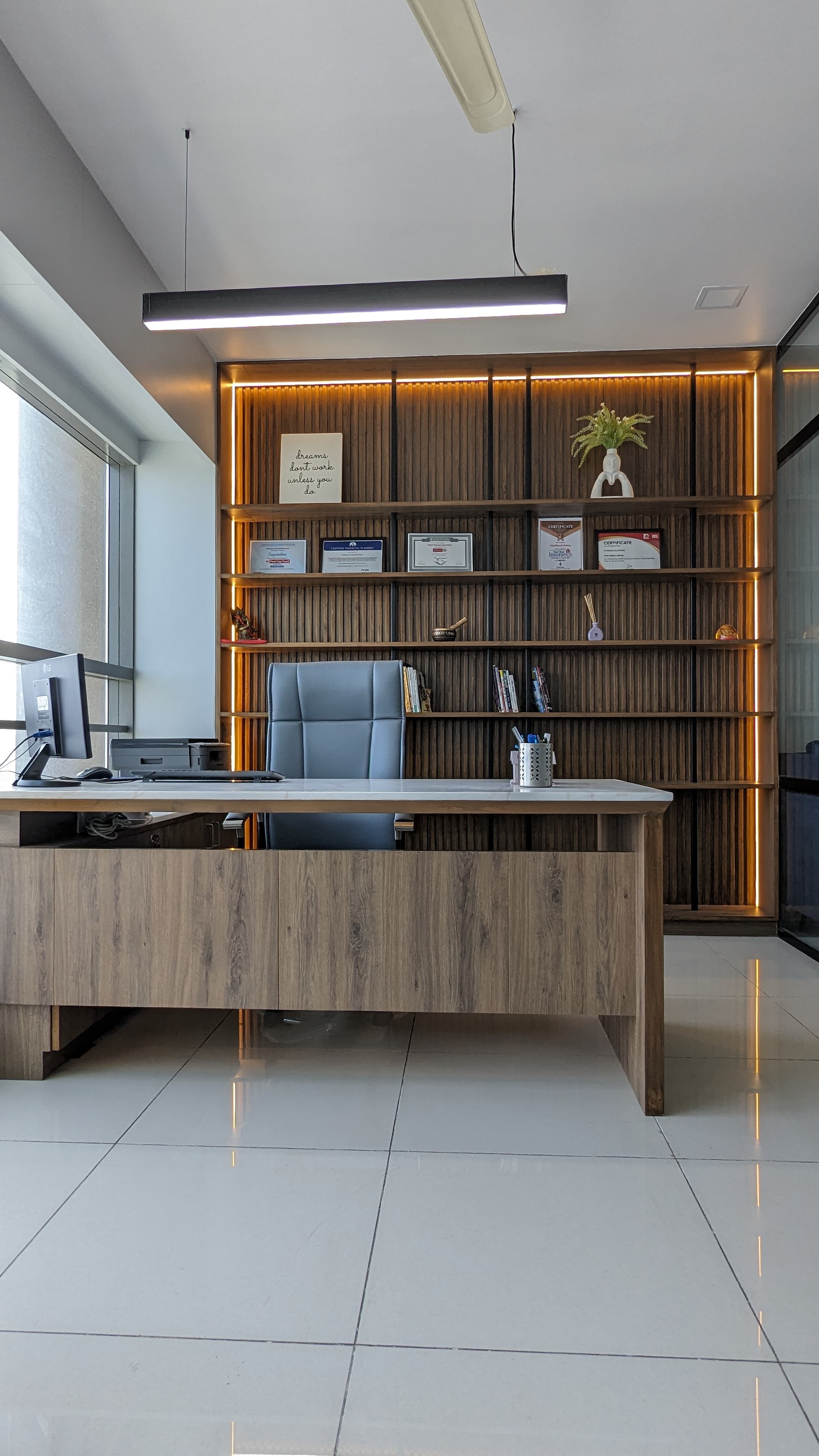 Office 638 Sq. Ft. Commercial Office for Rent in Science City Ahmedabad - Media 10