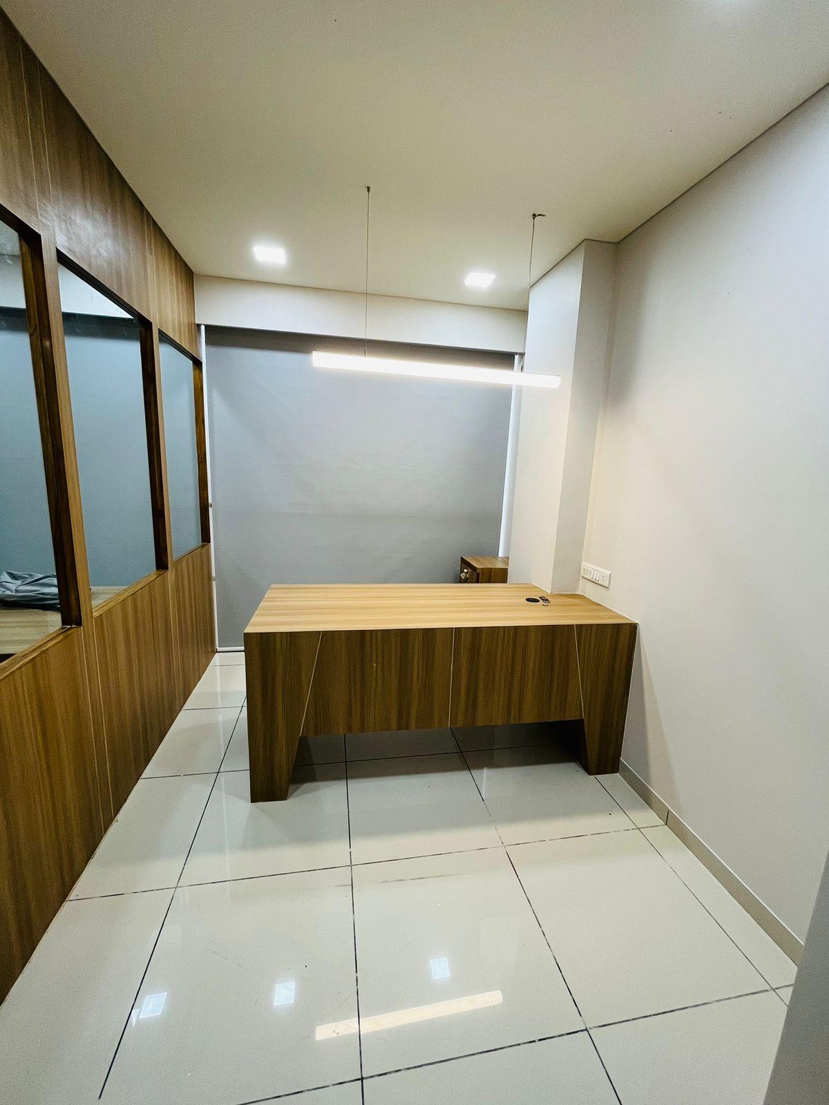 Office 780 Sq. Ft. Commercial Office for Rent in Sg Highway Ahmedabad - Media 2