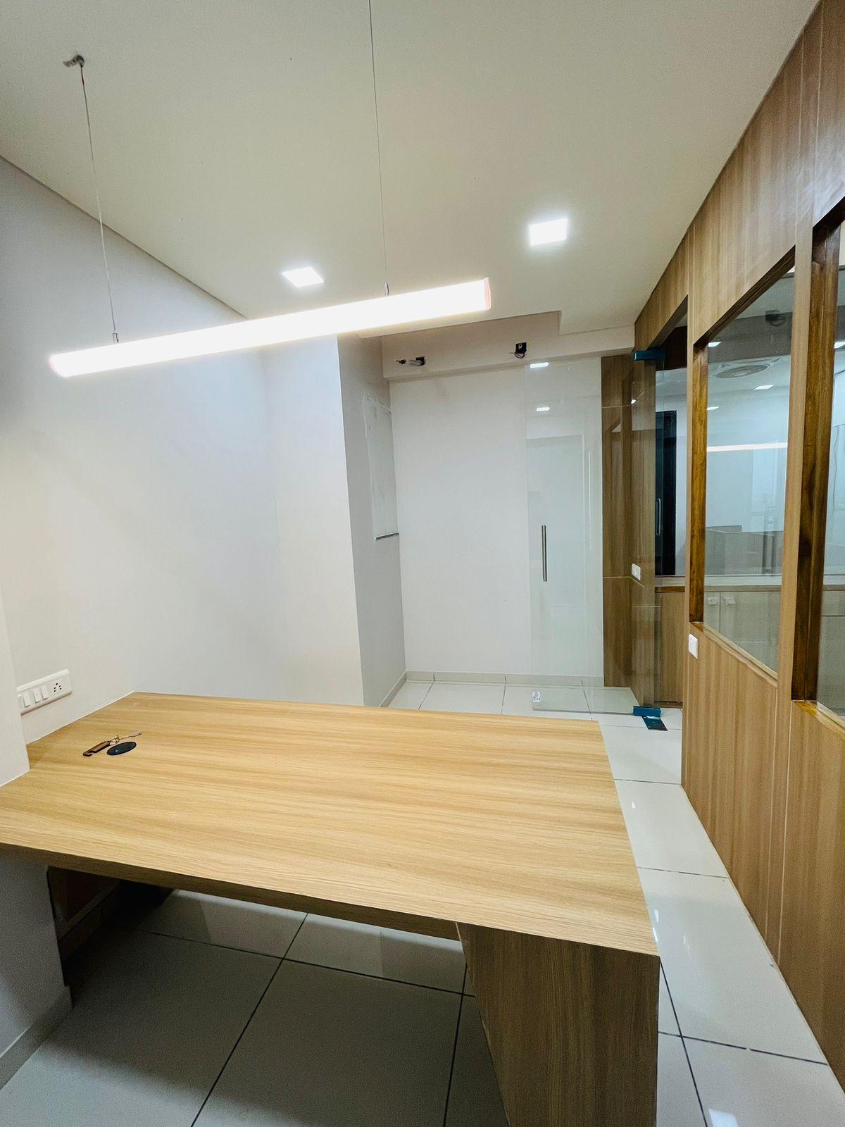 Office 780 Sq. Ft. Commercial Office for Rent in Sg Highway Ahmedabad - Media 4
