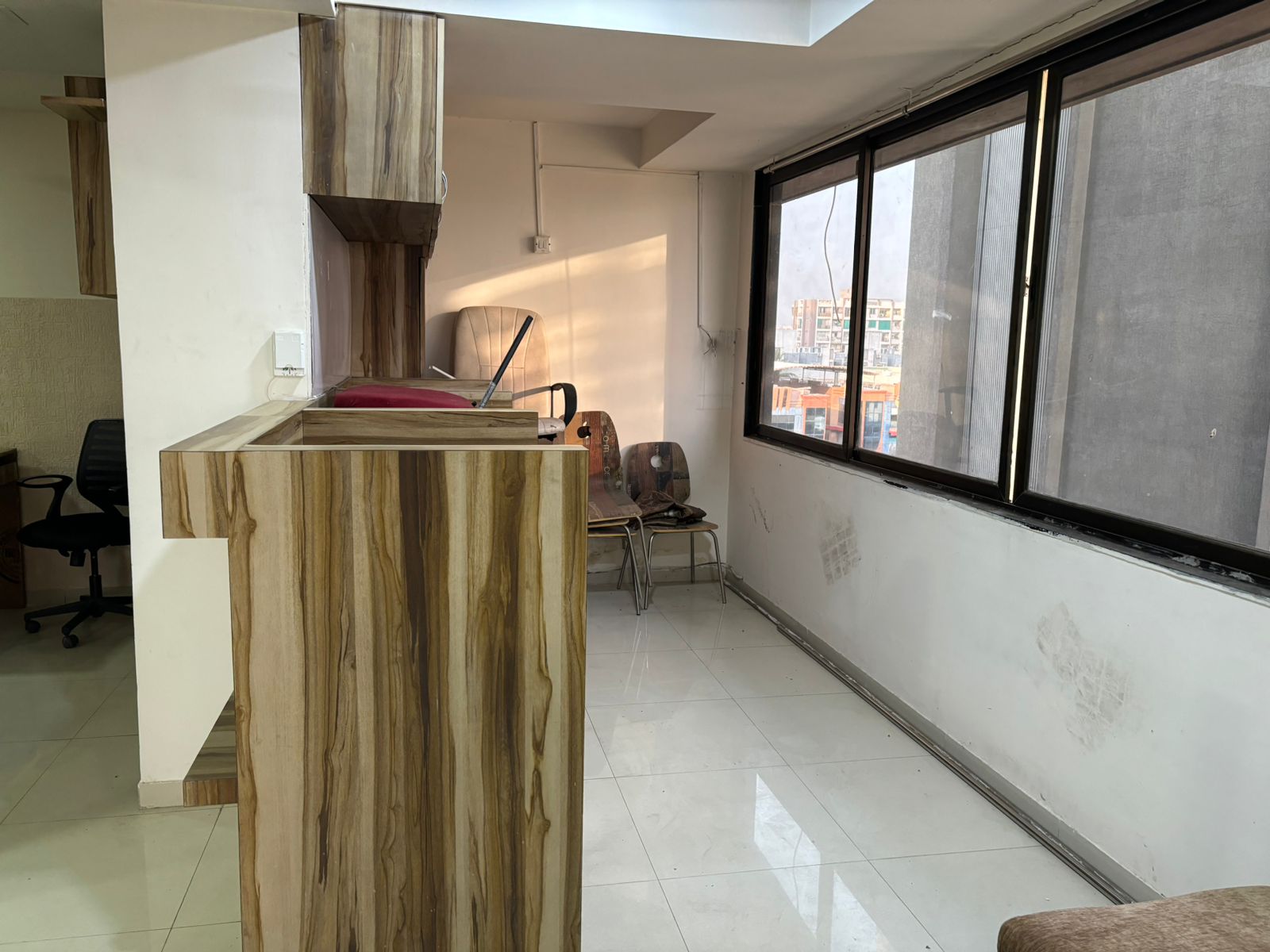 Office 1175 Sq. Ft. Commercial Office for Sale in Science City Ahmedabad - Media 5