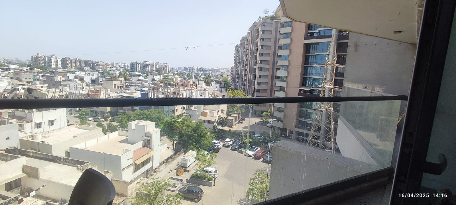 Office 795 Sq. Ft. Commercial Office for Rent in Thaltej Ahmedabad - Media 4