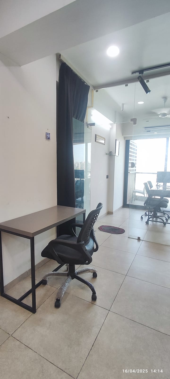 Office 795 Sq. Ft. Commercial Office for Rent in Thaltej Ahmedabad - Media 5