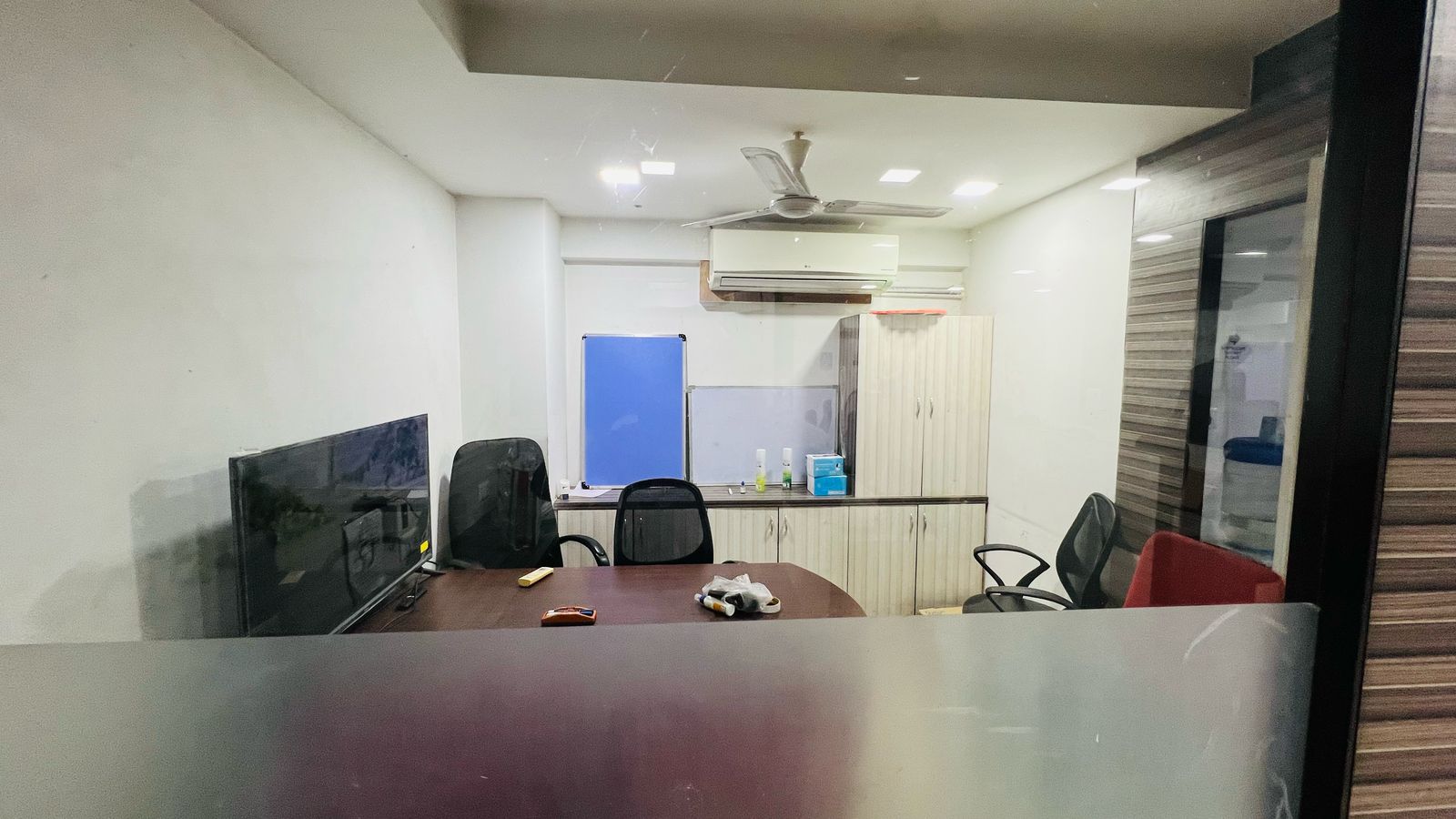 Office 1175 Sq. Ft. Commercial Office for Sale in Prahladnagar Ahmedabad - Media 2