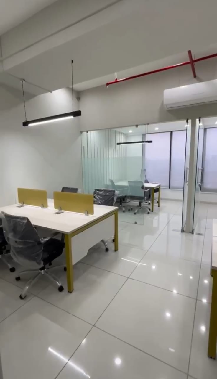 Office 1051 Sq. Ft. Commercial Office for Sale in Vastrapur Ahmedabad - Media 3