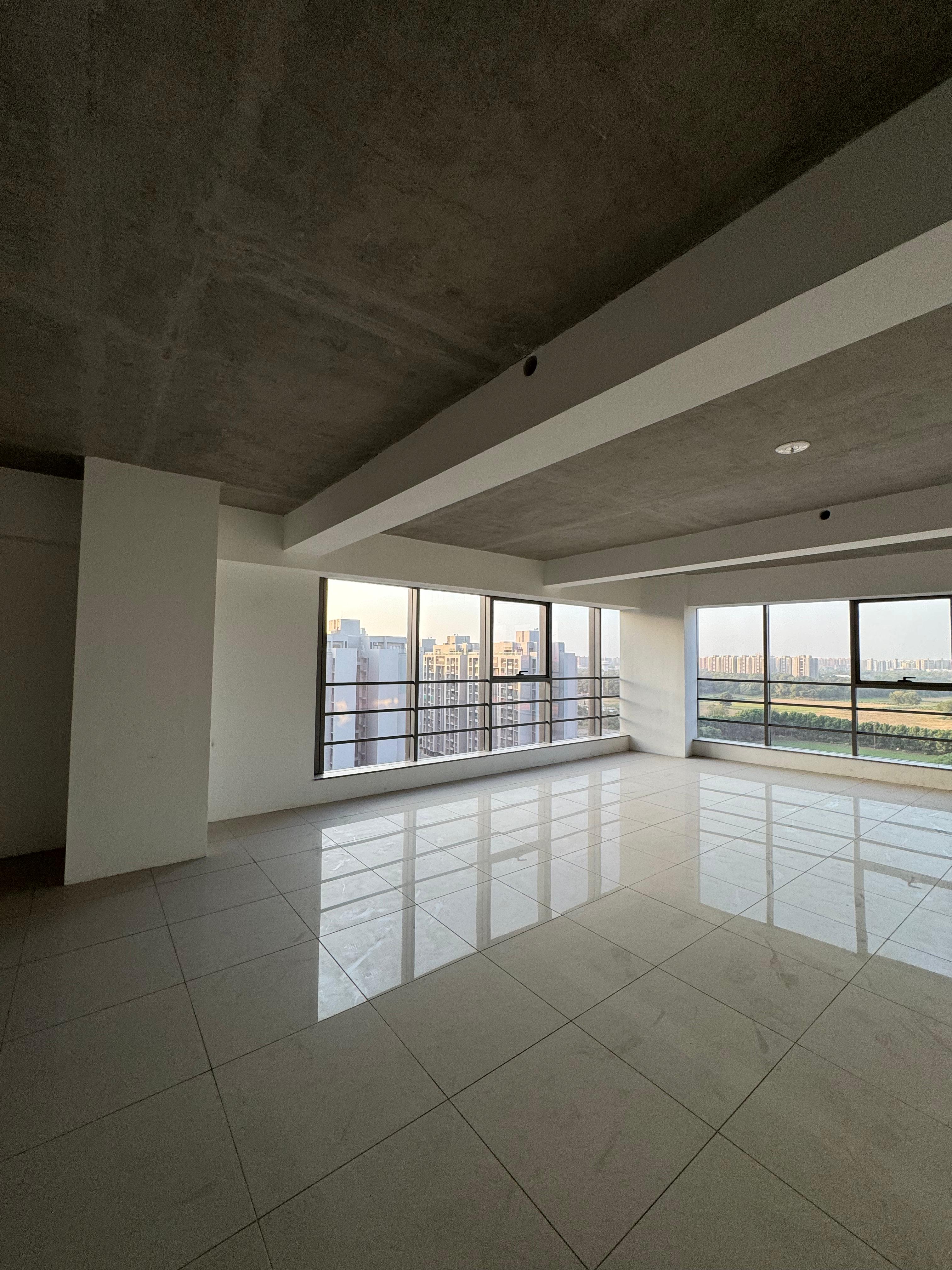 Office 1637 Sq. Ft. Commercial Office for Rent in Sp Ring Road Ahmedabad - Media 10