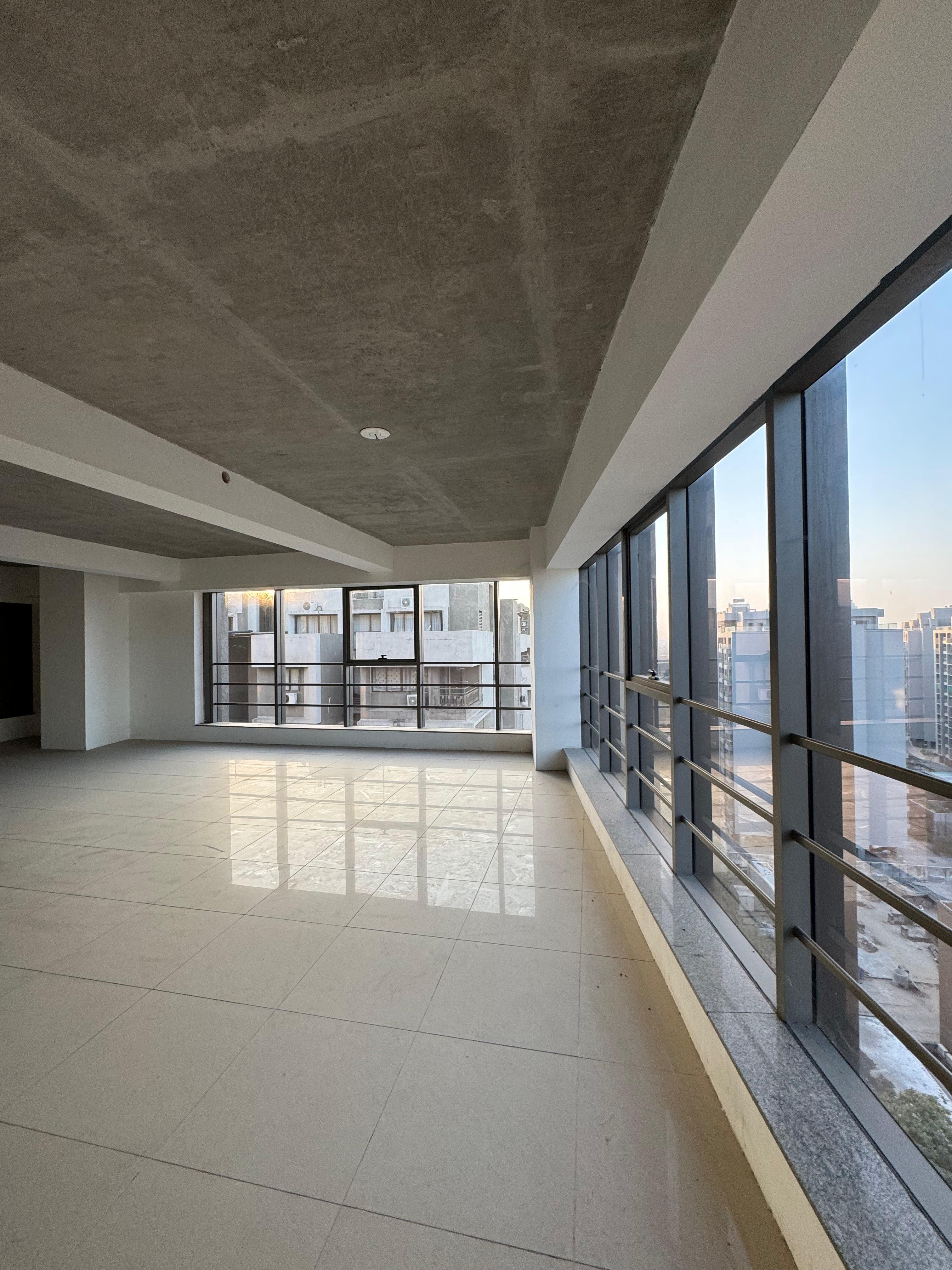 Office 1637 Sq. Ft. Commercial Office for Rent in Sp Ring Road Ahmedabad - Media 3