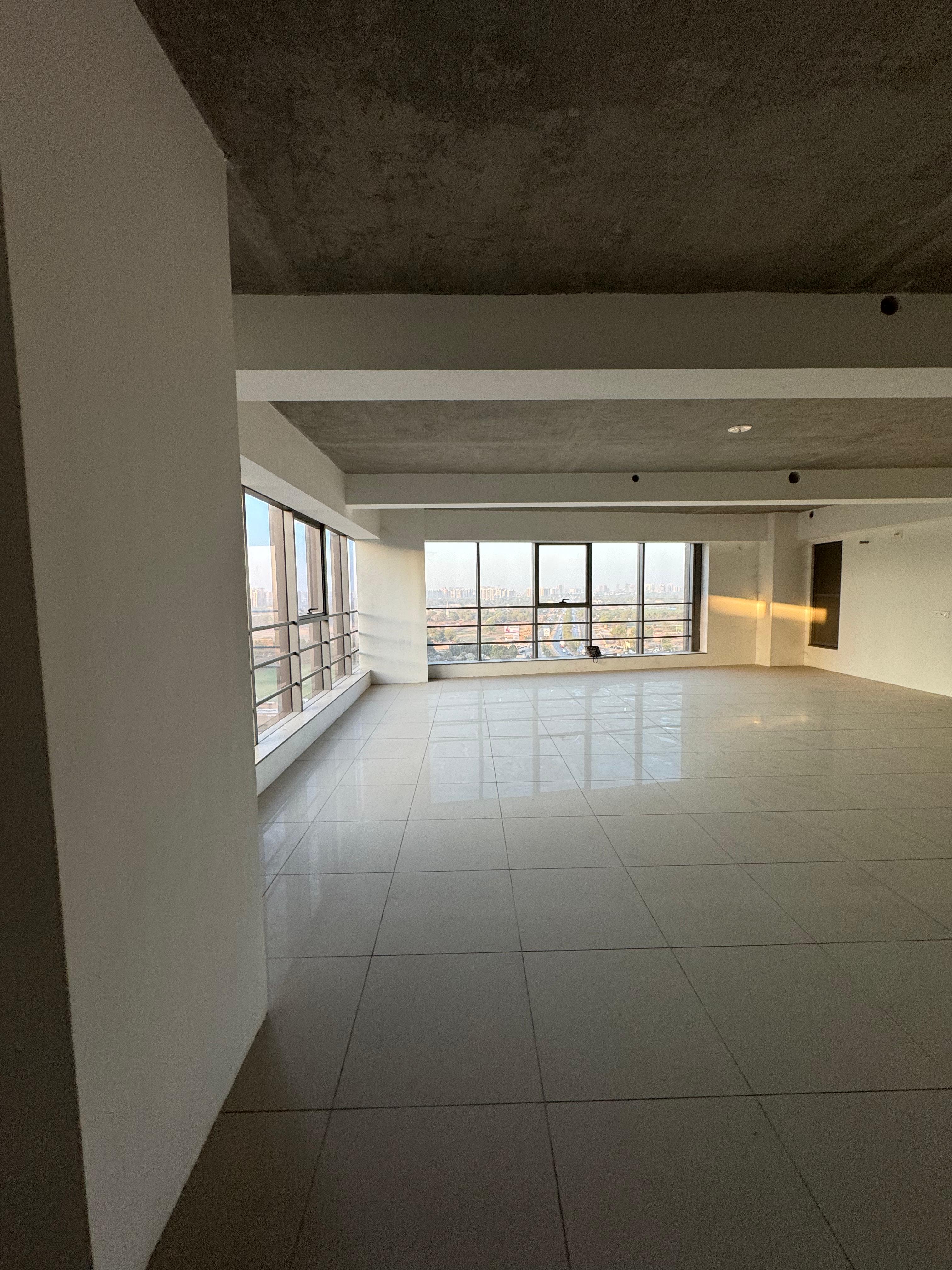Office 1637 Sq. Ft. Commercial Office for Rent in Sp Ring Road Ahmedabad - Media 2