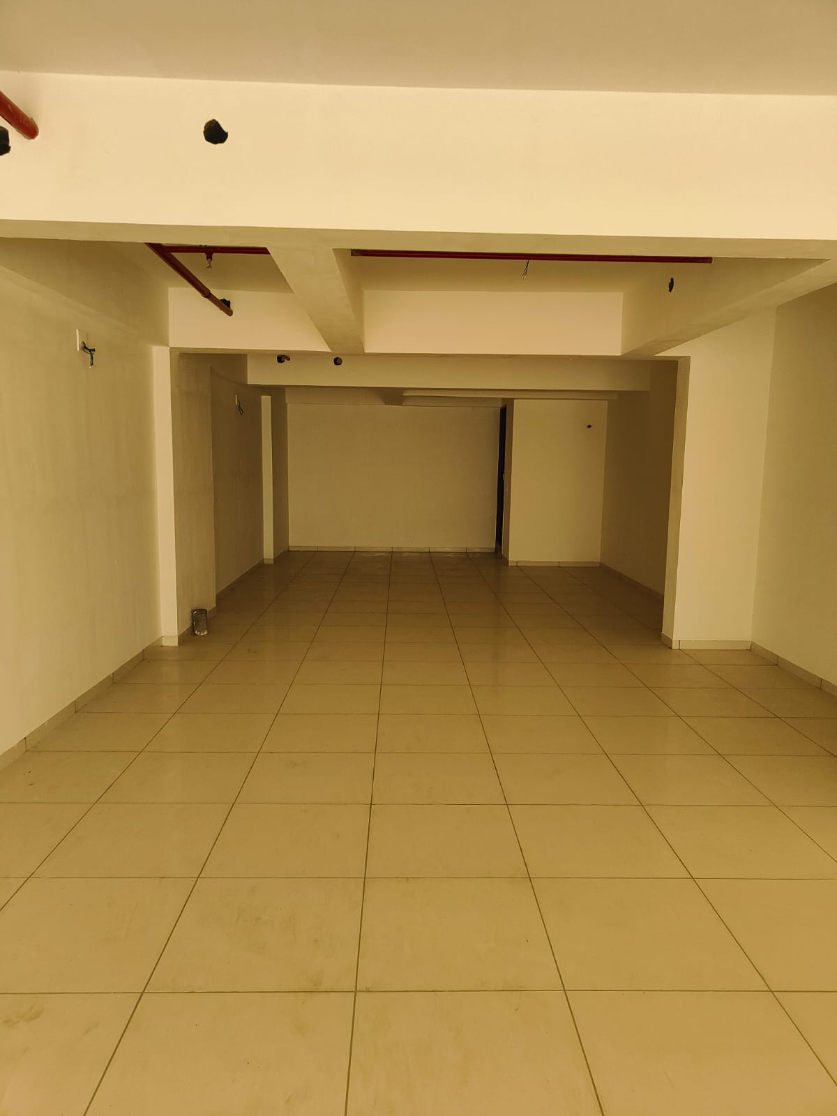 Showroom 1751 Sq. Ft. Showroom First Floor for Rent in Shela Ahmedabad