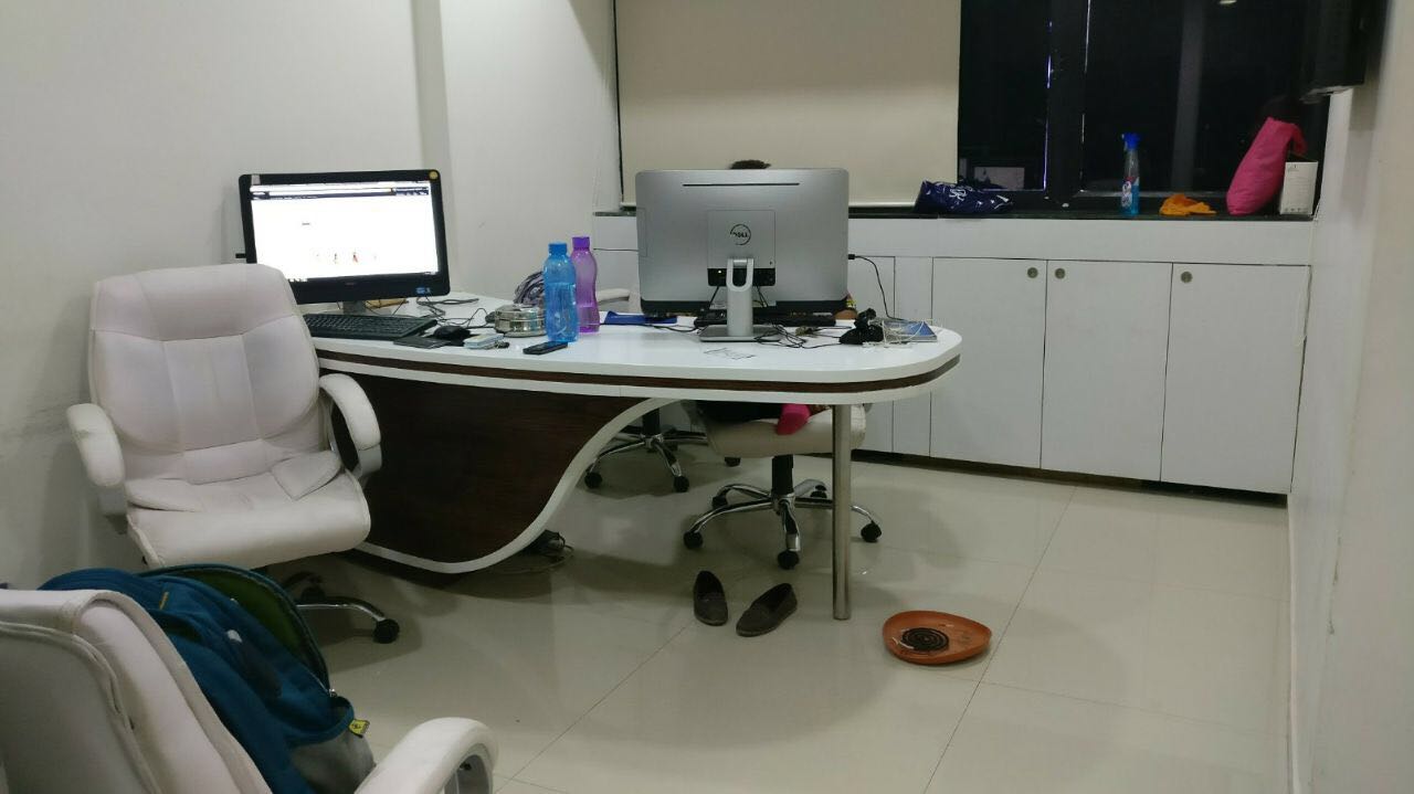 Office 1600 Sq. Ft. Commercial Office for Rent in Drive In Road Ahmedabad
