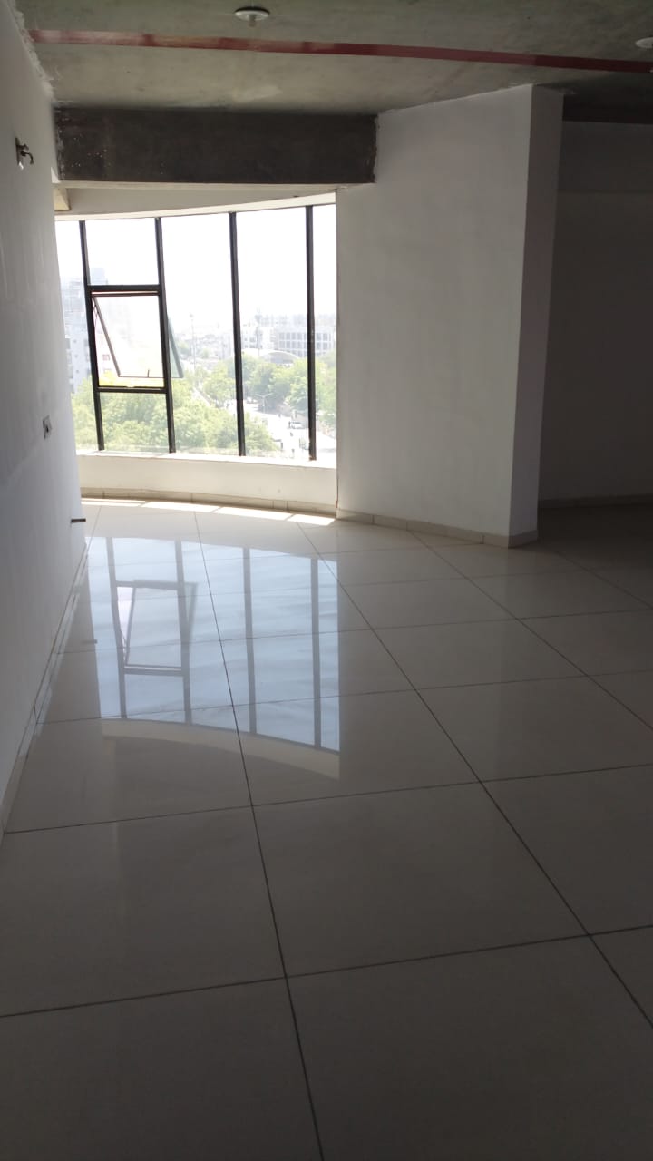 Office 1455 Sq. Ft. Commercial Office for Sale in Sola Ahmedabad - Media 3