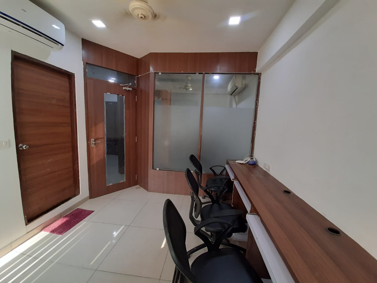 Office 520 Sq. Ft. Commercial Office for Sale in Prahladnagar Ahmedabad - Media 5