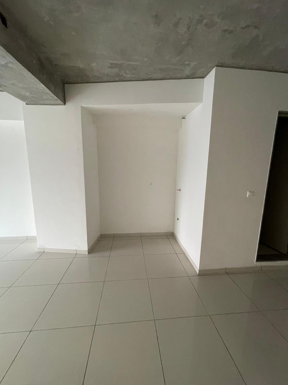 Office 830 Sq. Ft. Commercial Office for Rent in Ashram Road Ahmedabad - Media 3