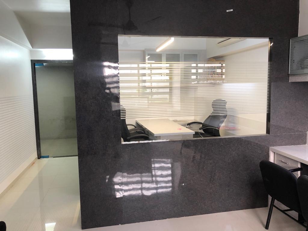 Office 705 Sq. Ft. Commercial Office for Rent in Sola Ahmedabad - Media 4