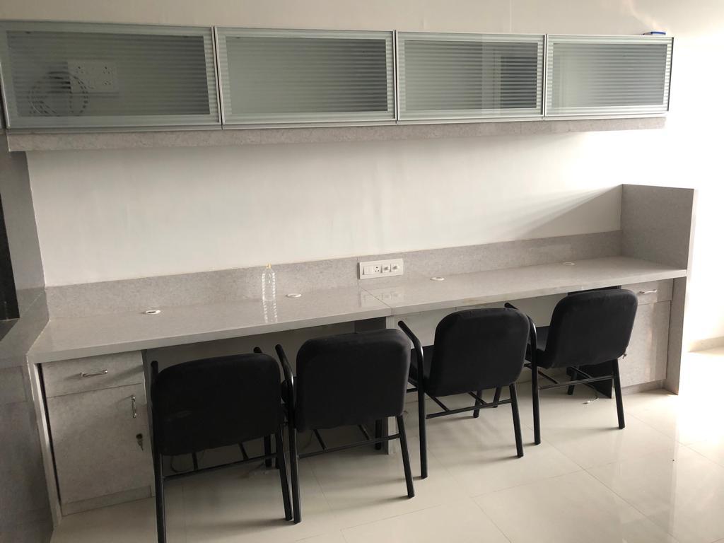 Office 705 Sq. Ft. Commercial Office for Rent in Sola Ahmedabad - Media 8