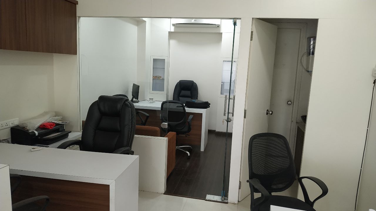 Office 610 Sq. Ft. Commercial Office for Rent in South Bopal Ahmedabad - Media 5