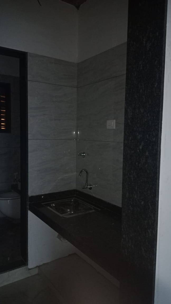 Office 1429 Sq. Ft. Commercial Office for Rent in Sindhu Bhavan Road Ahmedabad - Media 3
