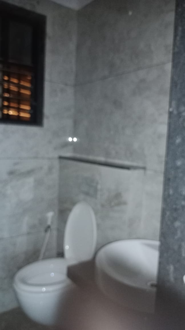 Office 1429 Sq. Ft. Commercial Office for Rent in Sindhu Bhavan Road Ahmedabad - Media 5