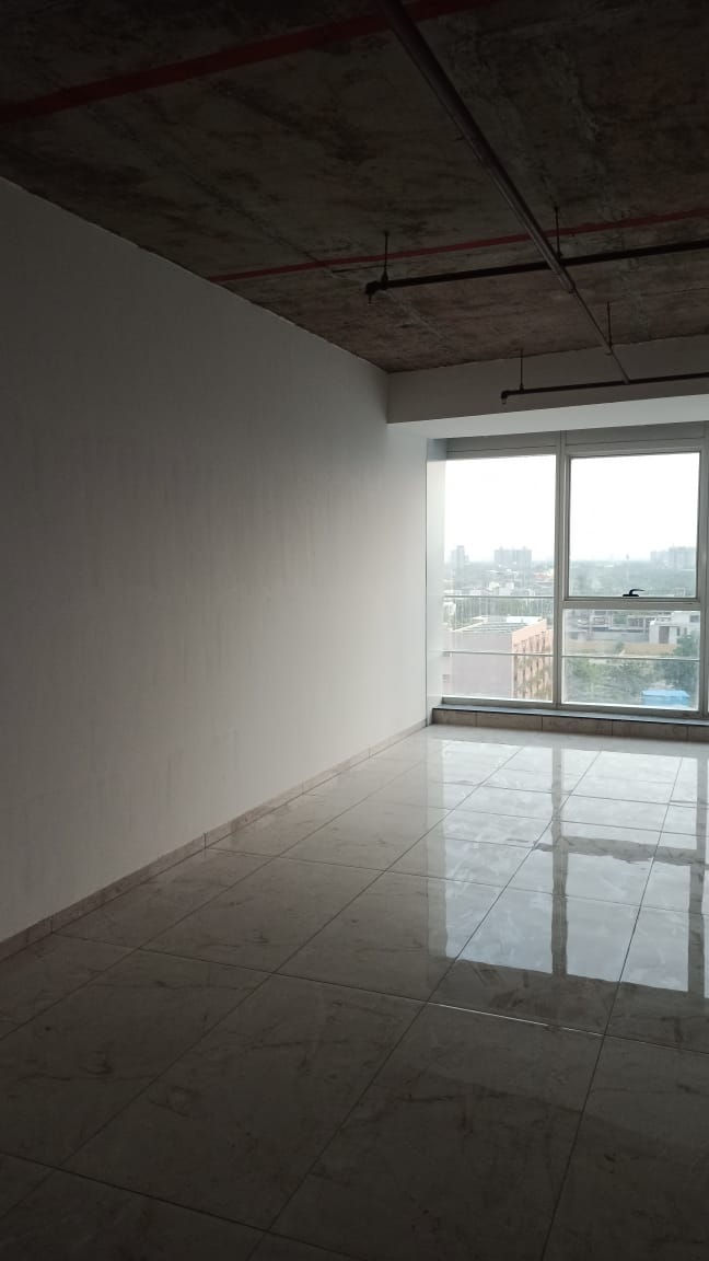 Office 1429 Sq. Ft. Commercial Office for Rent in Sindhu Bhavan Road Ahmedabad - Media 6