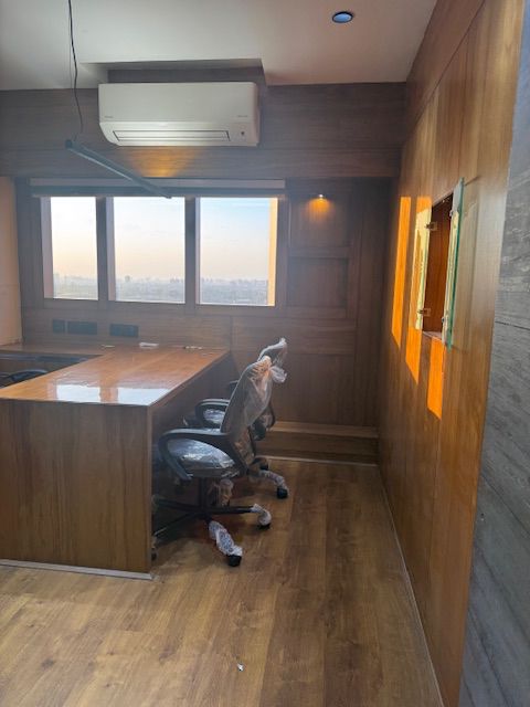 Office 1300 Sq. Ft. Commercial Office for Rent in Rajpath Rangoli Road Ahmedabad - Media 7